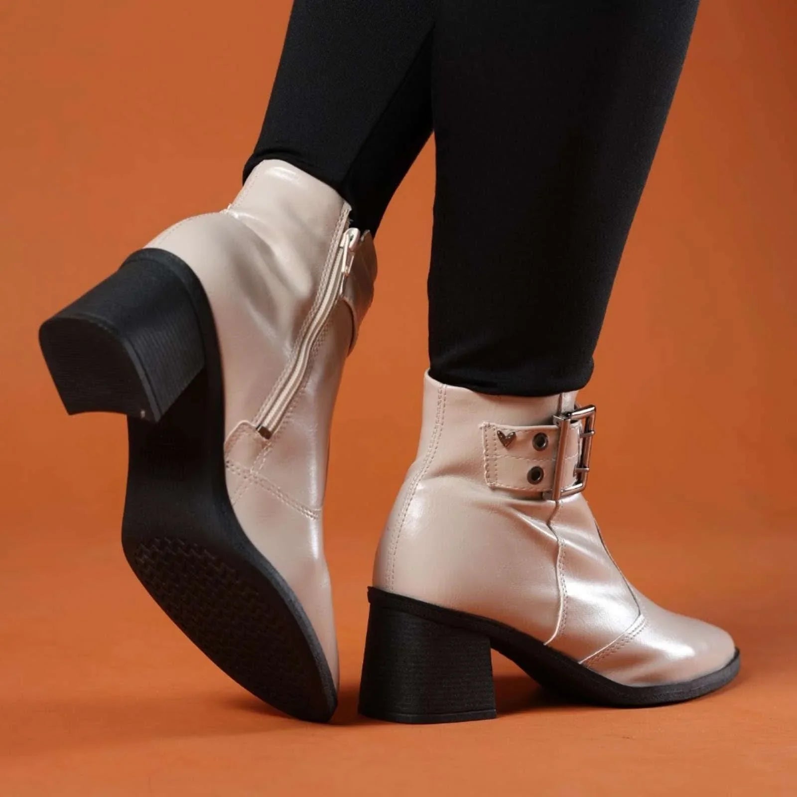 BOTA FEMININA ULTRACONFORTO COURO NAPA GALBANI - Banana Calçados -